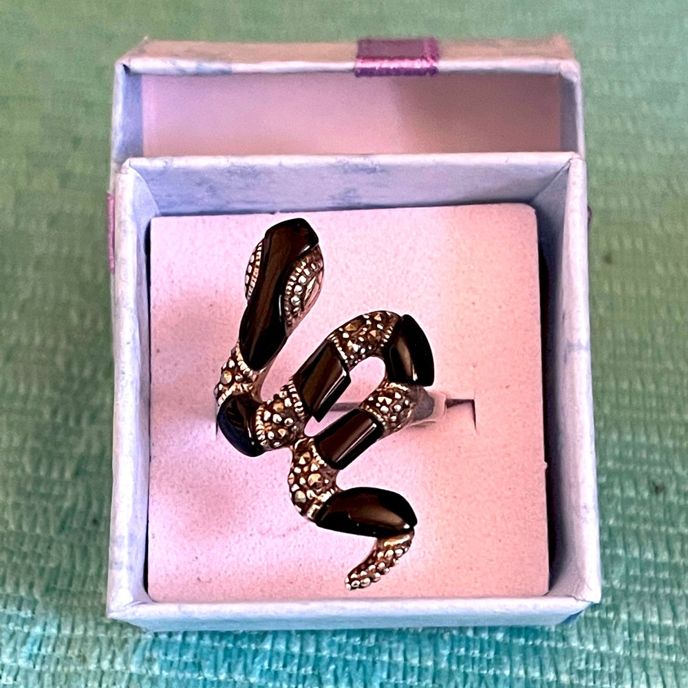 Sterling Silver Black Onyx Snake Ring from India